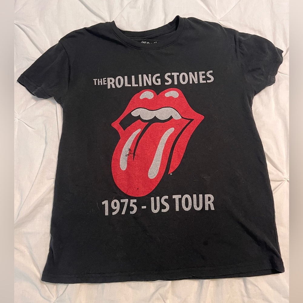 women’s shirt